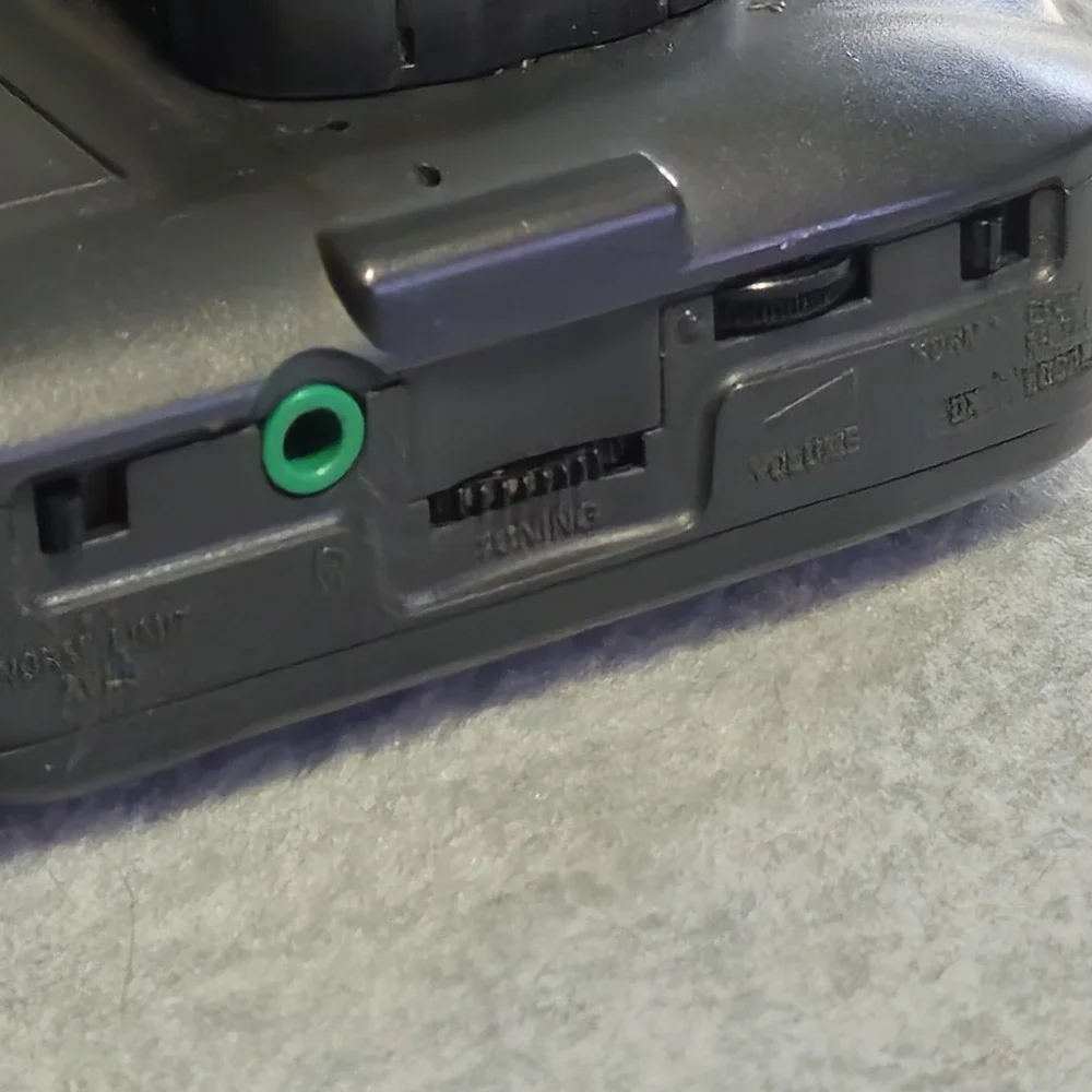 Sony‎ Walkman AM/FM Radio Cassette Tape Player WM-FX321